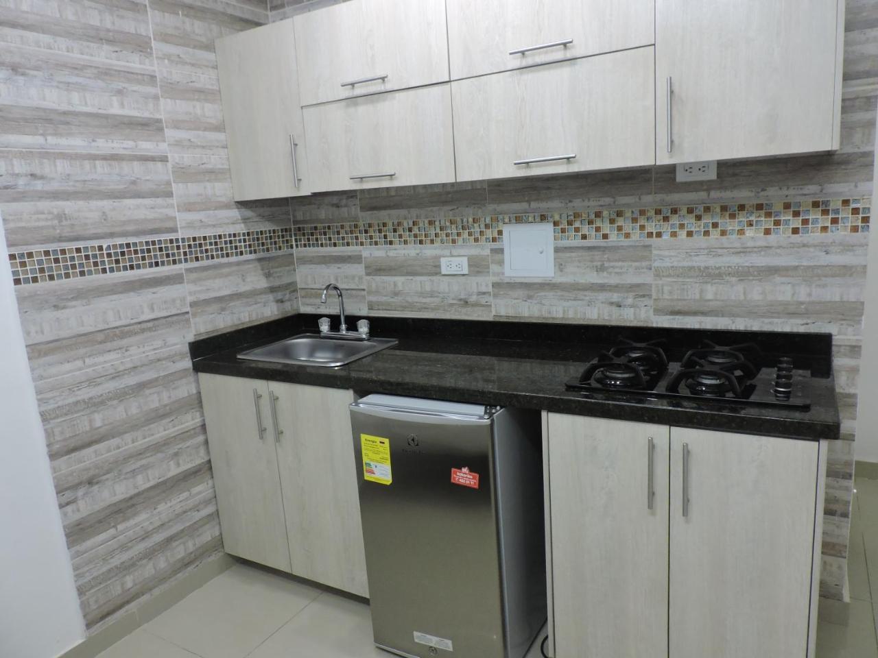 Apartahotel Dorado Rodadero Санта-Марта Экстерьер фото